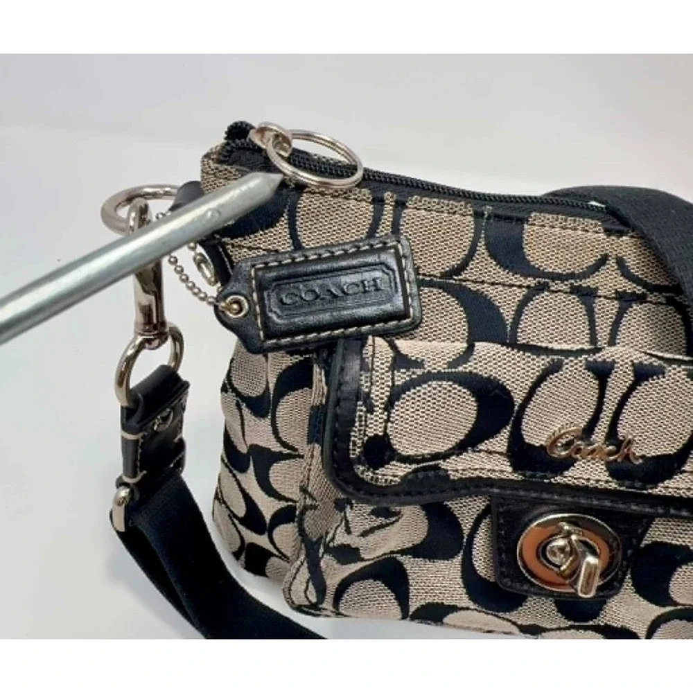 Coach Signature C Canvas Turnlock Flap Crossbody Bag Black Gray Jacquard Y2K